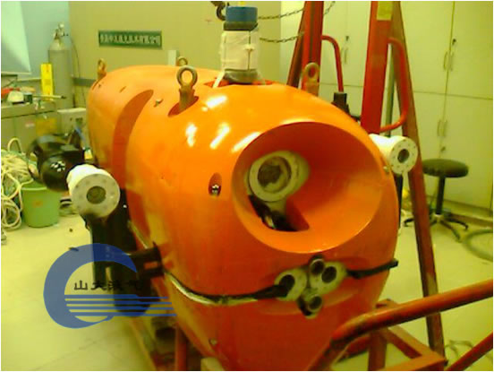 1000m深海自主航行水下機器人（AUV）